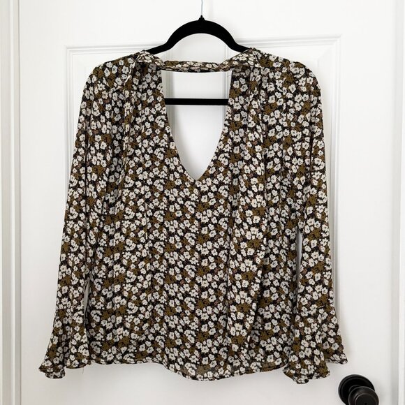 Women Fluter by Dance & Marvel Floral Deep V-neck Blouse in White Mustard Small - Picture 2 of 10